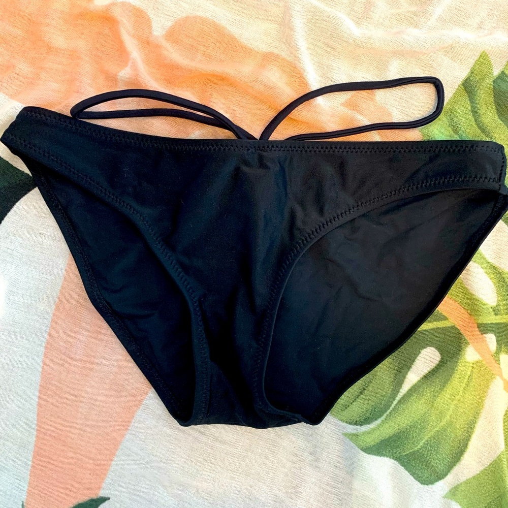Shein Black Bikini Bottoms Size Small